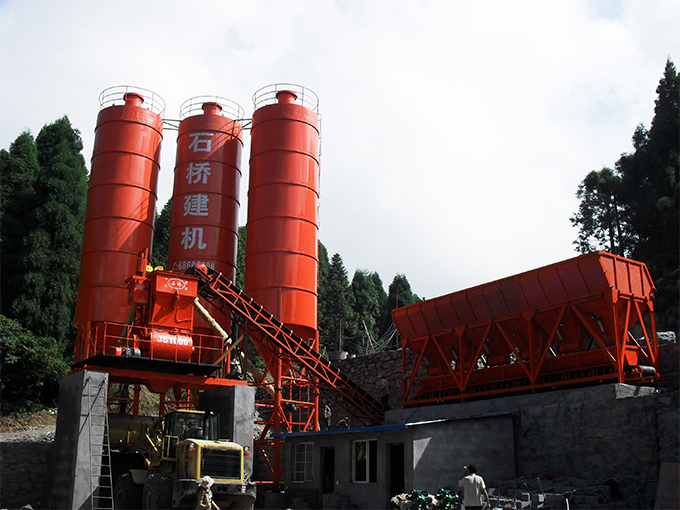 西安專業氣缸配料機用途